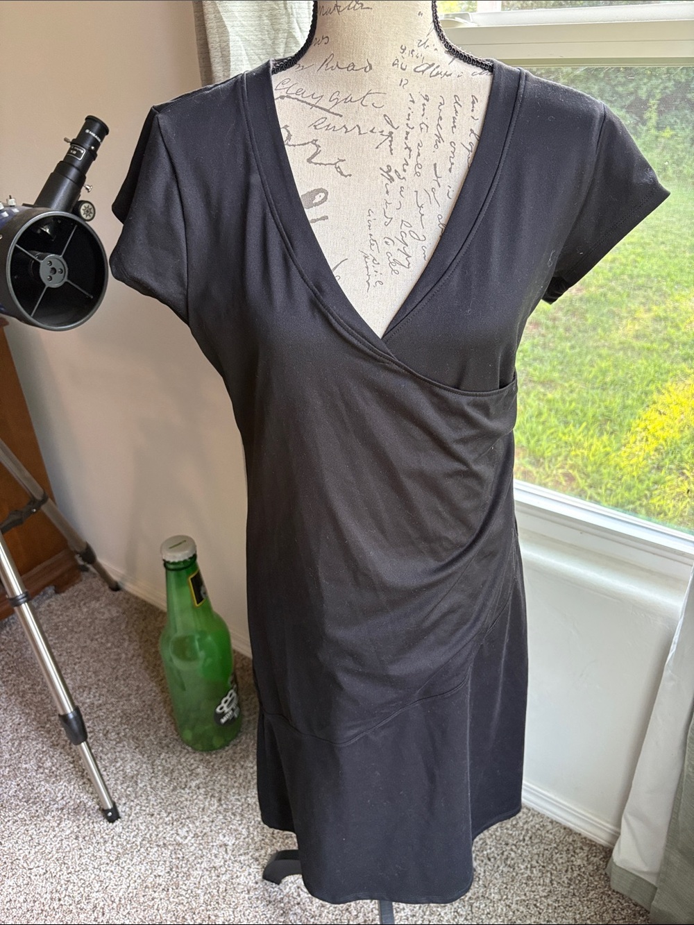 Alpine Design Black Midi Wrap-Style Dress